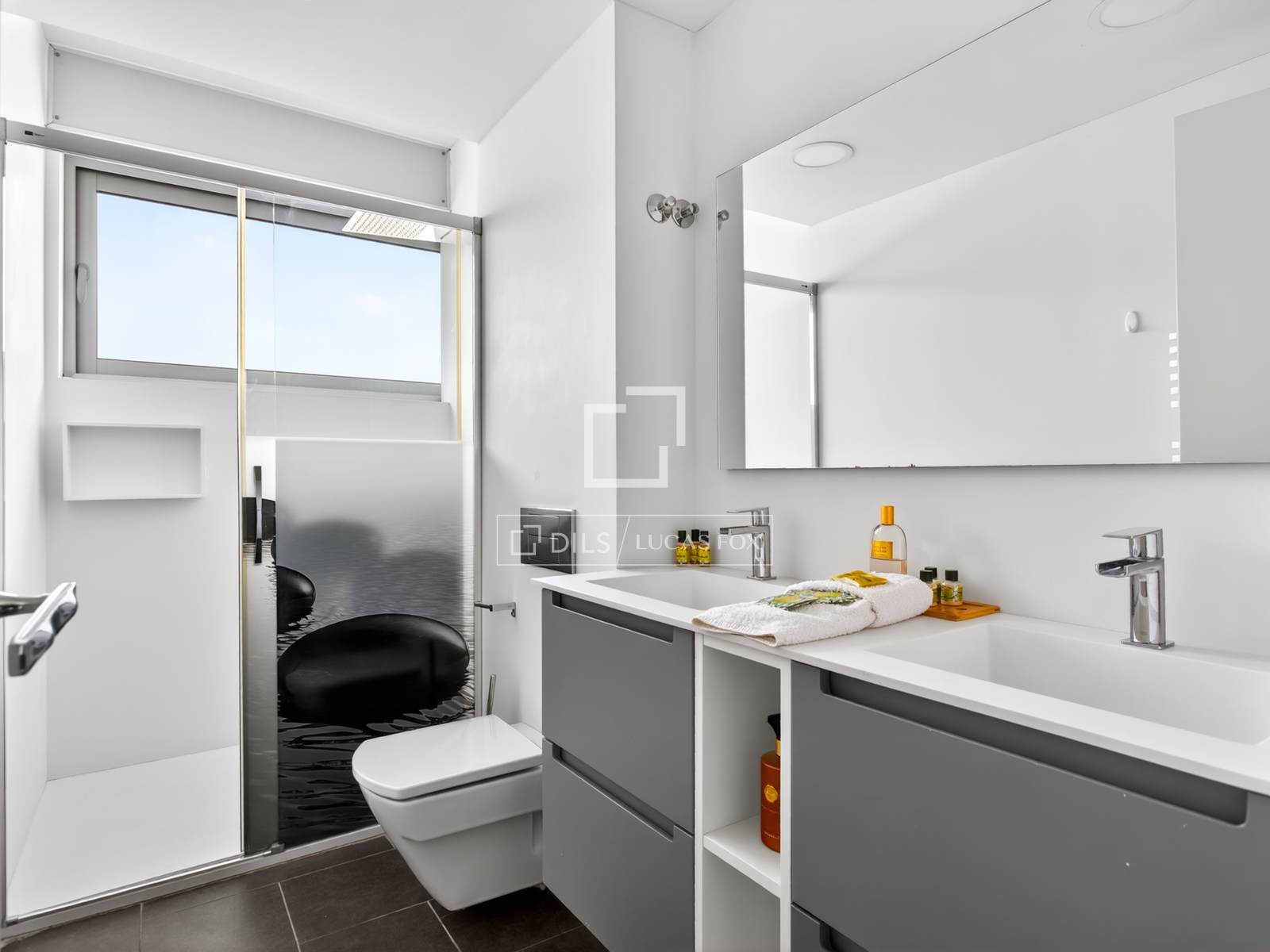 Huvila Mataro, Barcelona, Espanja 5 makuuhuonetta, 444 m2 No. 192738