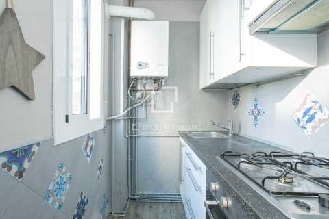 Huoneisto myytävänä Barcelona, Espanja, 3 makuuhuonetta, 85 m2 No. 192740 - kuva 24