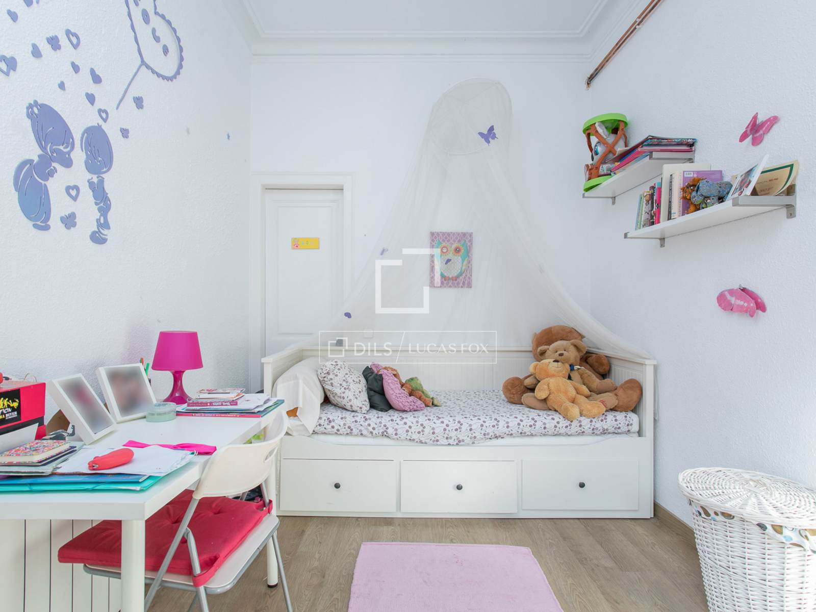 Huoneisto Barcelona, Espanja 3 makuuhuonetta, 85 m2 No. 192740