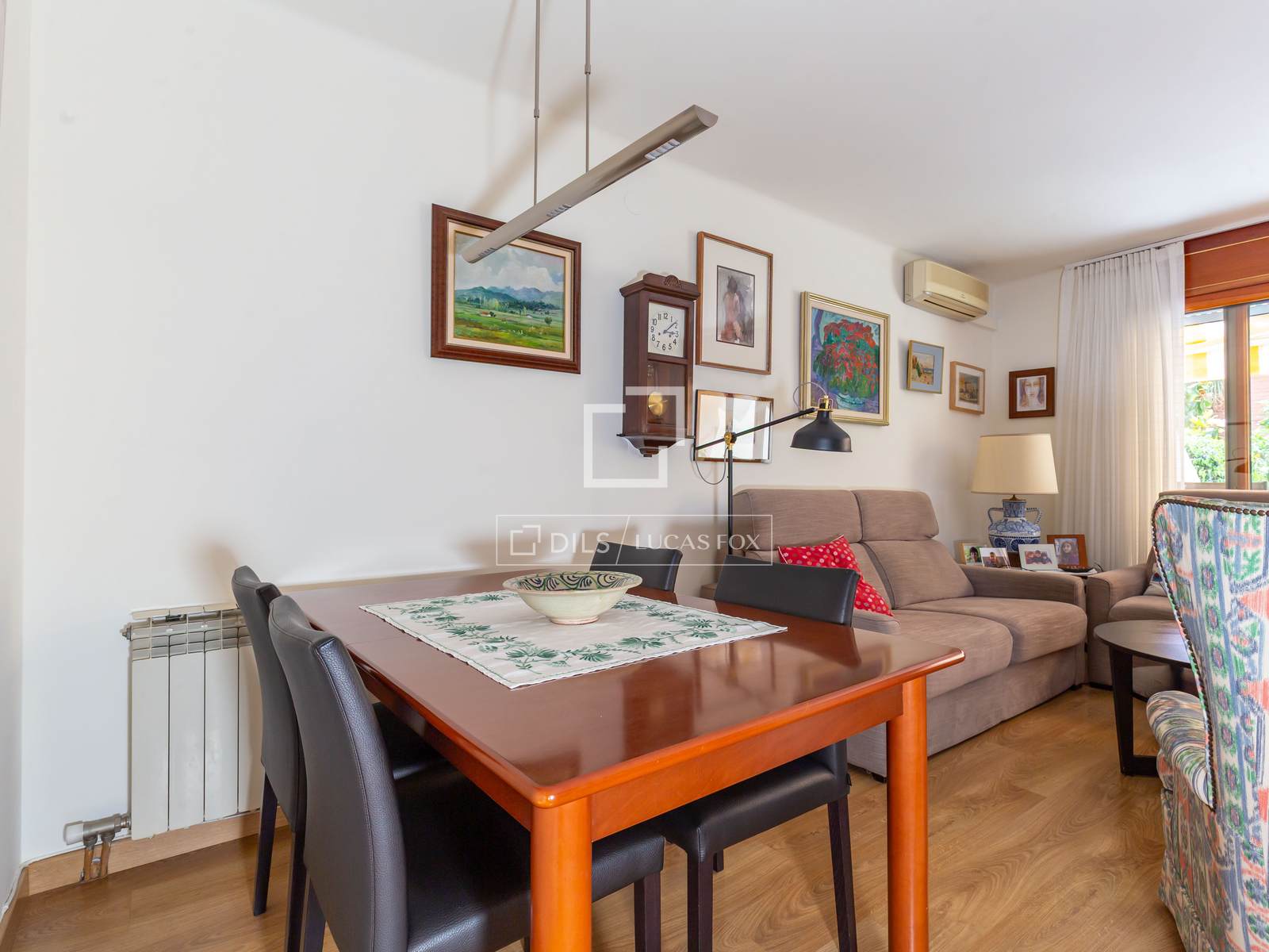 Villa a Sant Just Desvern, Barcelona, Spagna 4 camere da letto, 168 mq. N° 192736