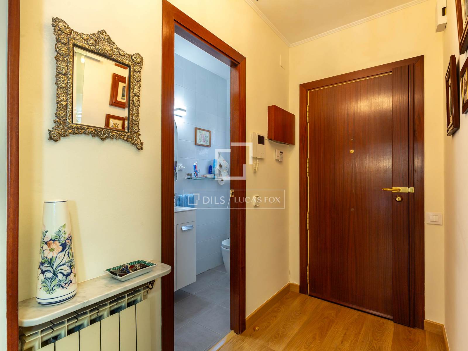 Villa a Sant Just Desvern, Barcelona, Spagna 4 camere da letto, 168 mq. N° 192736