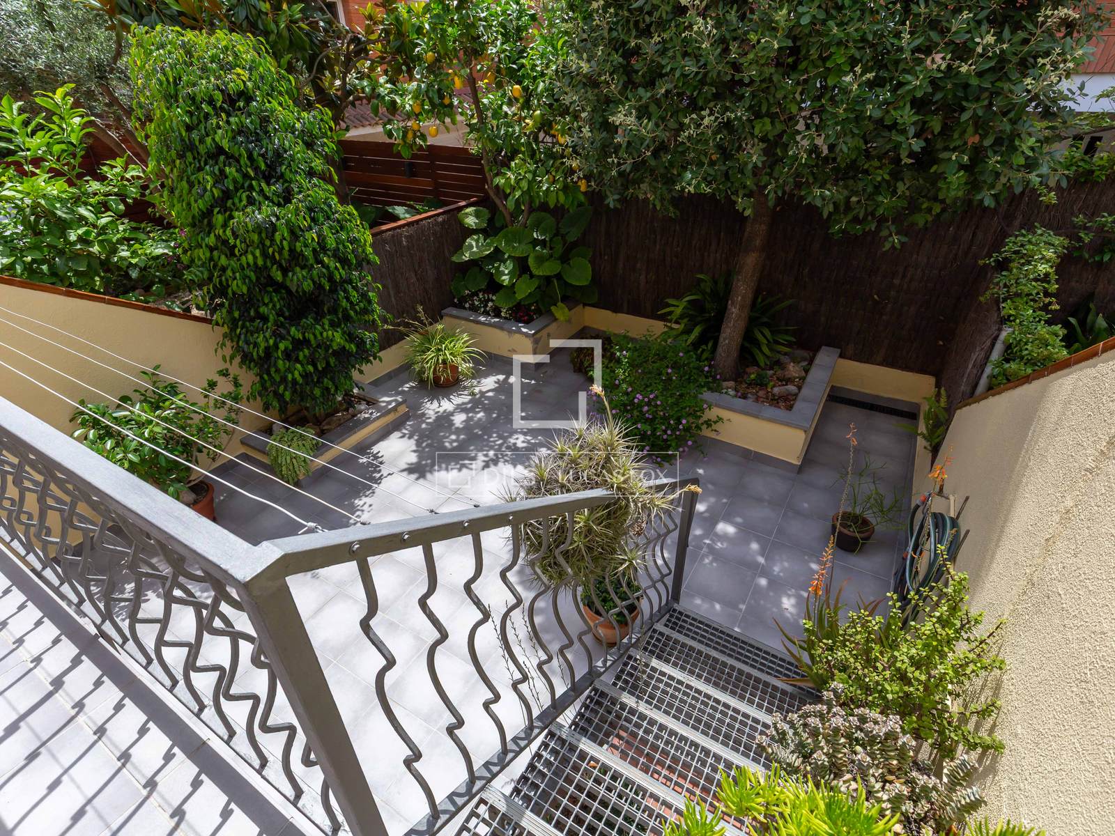 Villa a Sant Just Desvern, Barcelona, Spagna 4 camere da letto, 168 mq. N° 192736