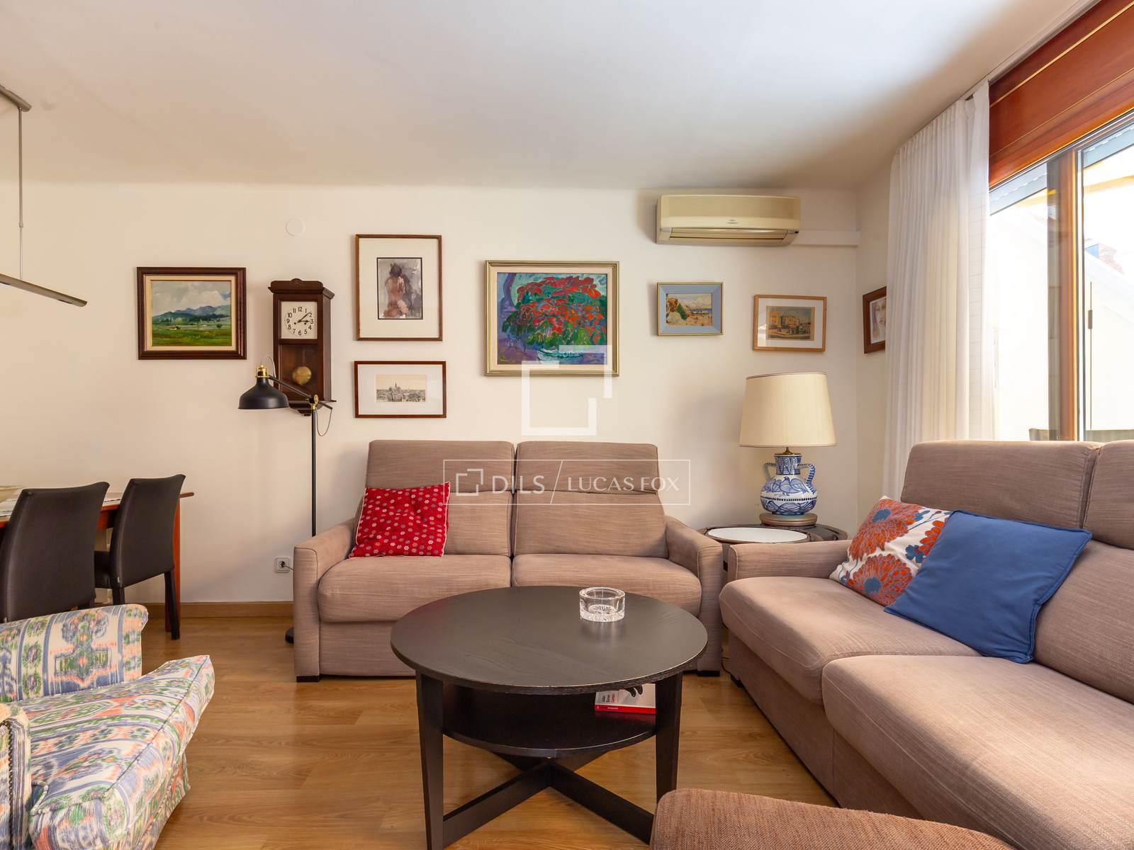 Villa a Sant Just Desvern, Barcelona, Spagna 4 camere da letto, 168 mq. N° 192736