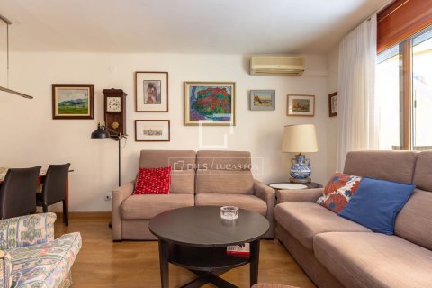 Huvila myytävänä Sant Just Desvern, Barcelona, Espanja, 4 makuuhuonetta, 168 m2 No. 192736 - kuva 6