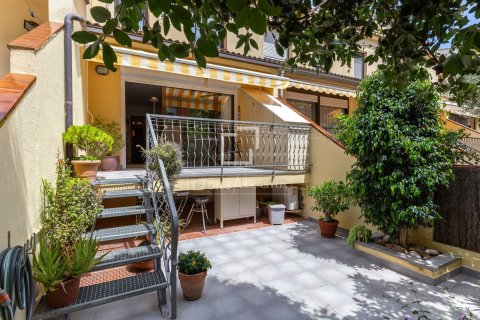 Huvila Sant Just Desvern, Barcelona, Espanja 4 makuuhuonetta, 168 m2 No. 192736