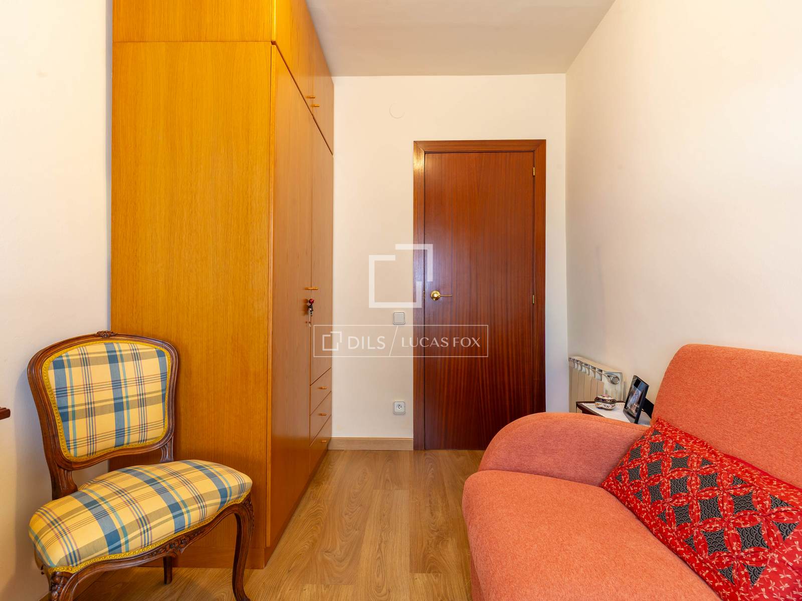 Villa a Sant Just Desvern, Barcelona, Spagna 4 camere da letto, 168 mq. N° 192736