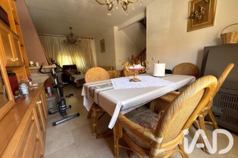 Casa adosada en venta en El Tiemblo, Ávila, España No. 192097 - foto 11