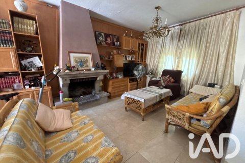 Casa adosada en venta en El Tiemblo, Ávila, España No. 192097 - foto 9