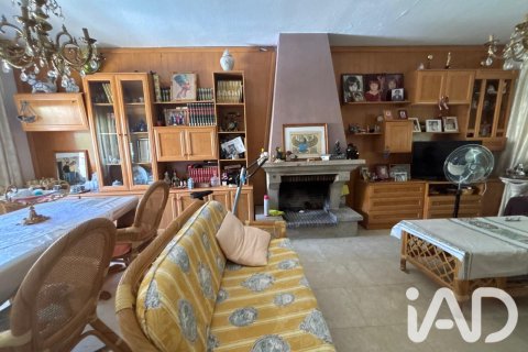 Casa adosada en venta en El Tiemblo, Ávila, España No. 192097 - foto 7
