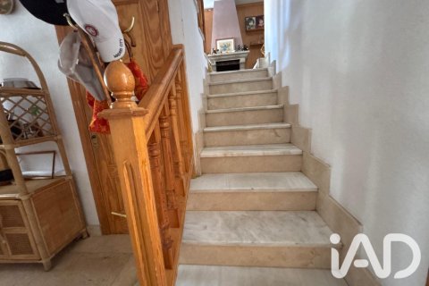 Casa adosada en venta en El Tiemblo, Ávila, España No. 192097 - foto 14