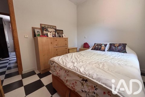 Casa adosada en venta en El Tiemblo, Ávila, España No. 192097 - foto 30