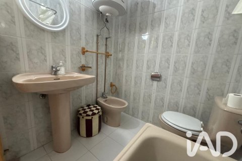 Casa adosada en venta en El Tiemblo, Ávila, España No. 192097 - foto 24