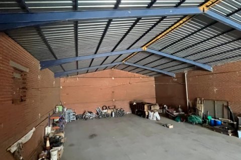 Liikekiinteistö vuokrattavana Pobladura De Pelayo Garcia, Leon, Espanja , 410 m2 No. 192103 - kuva 4