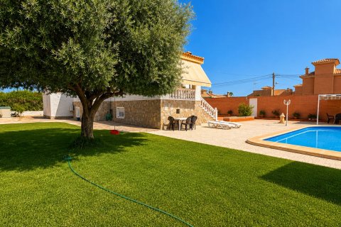 Huvila myytävänä Torrevieja, Alicante, Espanja , 200 m2 No. 192258 - kuva 25