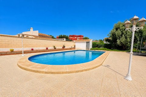 Huvila myytävänä Torrevieja, Alicante, Espanja , 200 m2 No. 192258 - kuva 23
