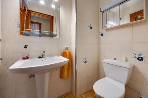 Huoneisto myytävänä Torrevieja, Alicante, Espanja , 100 m2 No. 192259 - kuva 9
