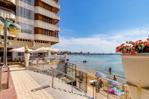 Huoneisto myytävänä Torrevieja, Alicante, Espanja , 100 m2 No. 192259 - kuva 28