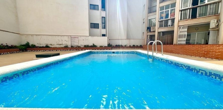 Appartamento a Torrevieja, Alicante, Spagna 33 mq. N° 192263