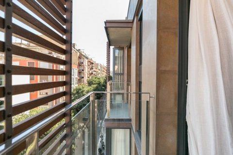 Apartment à vendre Barcelona, Espagne, 3 chambres, 107 m2 No. 22031 - photo 4