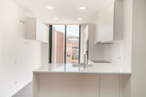 Apartment à vendre Barcelona, Espagne, 3 chambres, 107 m2 No. 22031 - photo 7