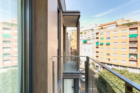 Apartment à vendre Barcelona, Espagne, 3 chambres, 107 m2 No. 22031 - photo 3