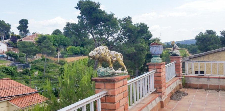 Talo La Torre de Claramunt, Barcelona, Espanja 2 makuuhuonetta, 121 m2 No. 191334