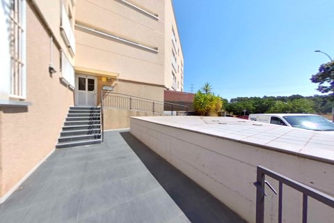 Apartment for sale in Terrassa, Barcelona, Spain 3 bedrooms, 77 sq.m. No. 191337 - photo 20