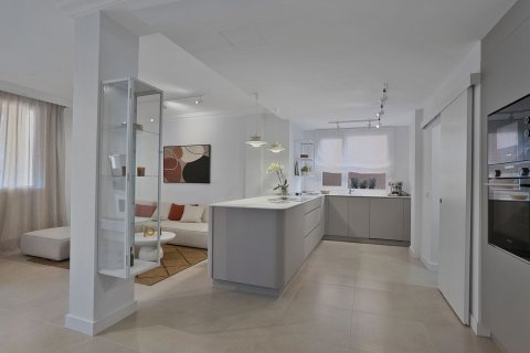 Appartamento in vendita El Paraiso, Malaga, Spagna 2 camere da letto, 141 mq. N° 133974 - foto 10