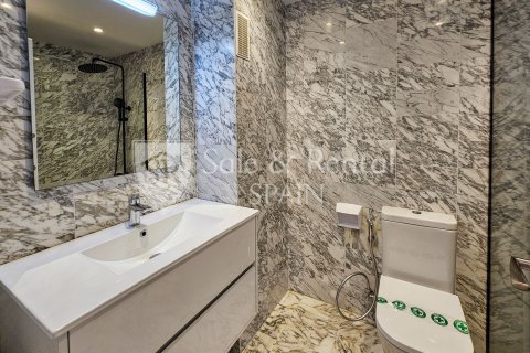 Apartament w Sant Feliu de Guixols, Girona, Hiszpania 3 sypialnie, 90 mkw. nr 166383 – zdjęcie 24