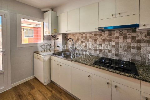 Apartament w Sant Feliu de Guixols, Girona, Hiszpania 3 sypialnie, 90 mkw. nr 166383 – zdjęcie 10