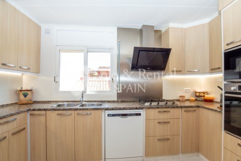 Casa in vendita a Sant Feliu de Guixols, Girona, Spagna 4 camere da letto, 200 mq. N° 166384 - foto 17