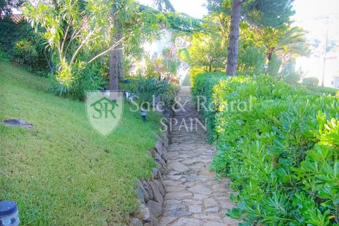 House for sale in Lloret de Mar, Girona, Spain 4 bedrooms, 270 sq.m. No. 166388 - photo 28