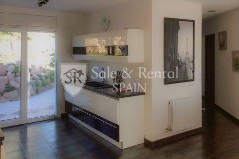 House for sale in Lloret de Mar, Girona, Spain 4 bedrooms, 270 sq.m. No. 166388 - photo 11