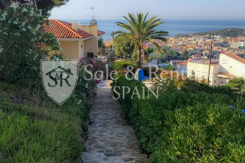 House for sale in Lloret de Mar, Girona, Spain 4 bedrooms, 270 sq.m. No. 166388 - photo 26