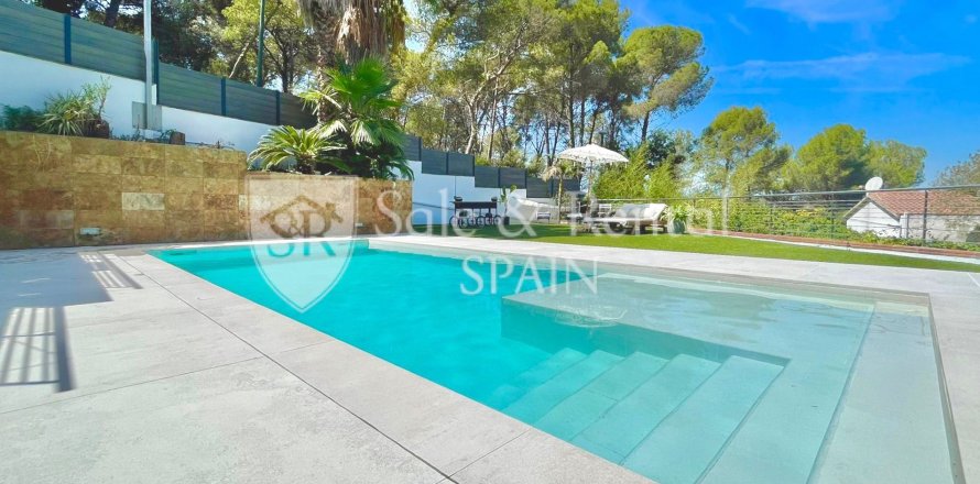 Casa a Blanes, Girona, Spagna 5 camere da letto, 347 mq. N° 166385