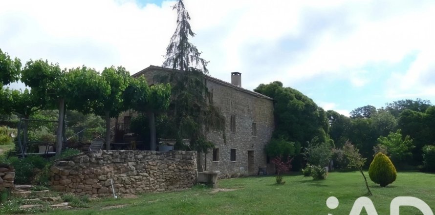 Dom w Artesa de Segre, Lleida, Hiszpania 5 sypialni, 617 mkw. nr 152857
