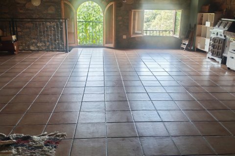 Dom w Artesa de Segre, Lleida, Hiszpania 5 sypialni, 617 mkw. nr 152857 – zdjęcie 9