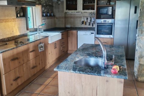 Dom w Artesa de Segre, Lleida, Hiszpania 5 sypialni, 617 mkw. nr 152857 – zdjęcie 4