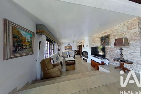 Dom w Santa Pola, Alicante, Hiszpania 5 sypialni, 408 mkw. nr 152860 – zdjęcie 26