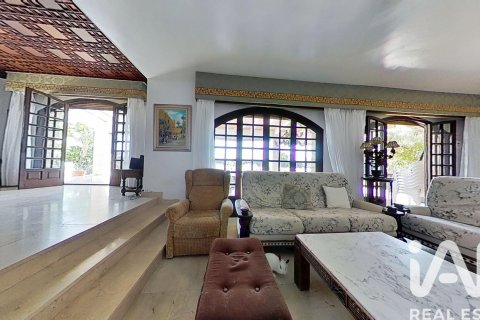 Dom w Santa Pola, Alicante, Hiszpania 5 sypialni, 408 mkw. nr 152860 – zdjęcie 21