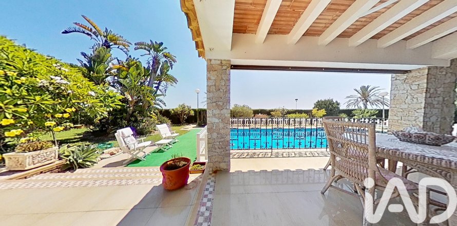 Dom w Santa Pola, Alicante, Hiszpania 5 sypialni, 408 mkw. nr 152860