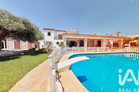 Dom w Santa Pola, Alicante, Hiszpania 5 sypialni, 408 mkw. nr 152860 – zdjęcie 5