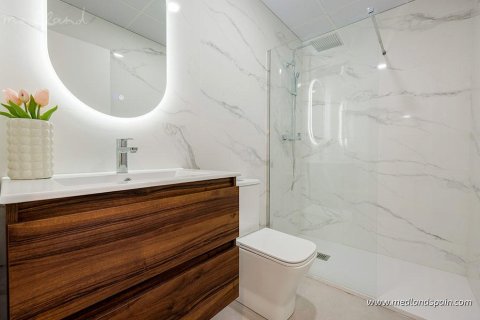 Apartament w Villajoyosa, Alicante, Hiszpania 2 sypialnie, 82 mkw. nr 181843 – zdjęcie 9