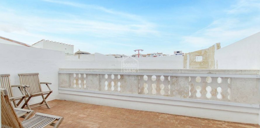Townhouse Mahon, Menorca, Spanien 4 Schlafzimmer, 224 m2 Nr. 99740