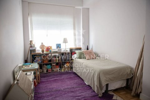 Apartament w Madrid, Hiszpania 4 sypialnie, 189 mkw. nr 157034 – zdjęcie 17