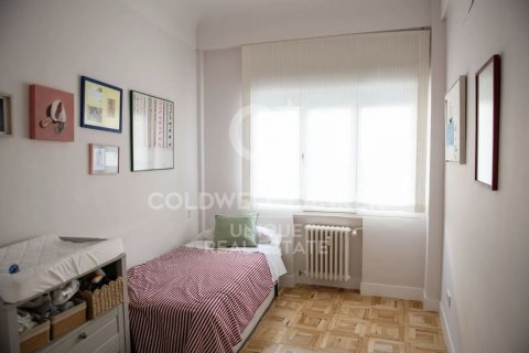 Apartament w Madrid, Hiszpania 4 sypialnie, 189 mkw. nr 157034 – zdjęcie 18