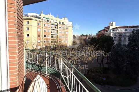 Apartament w Madrid, Hiszpania 4 sypialnie, 189 mkw. nr 157034 – zdjęcie 27