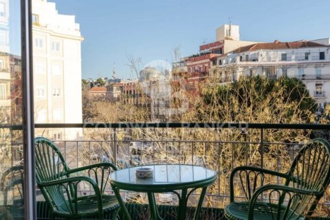 Apartament w Madrid, Hiszpania 4 sypialnie, 189 mkw. nr 157034 – zdjęcie 25