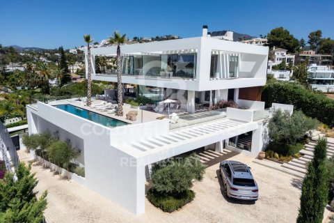 Villa till salu i Benahavis, Malaga, Spanien 6 sovrum, 799 kvm. Nr. 158897 - foto 2