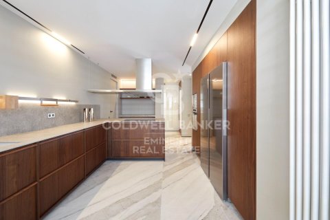 Продажа квартиры в Барселона, Испания 6 спален, 280м2 №158895 - фото 29